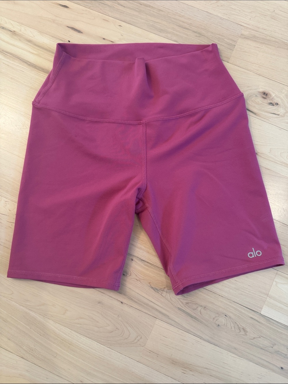 Alo Yoga biker shorts-bold pink-Athletic Athleisure-S